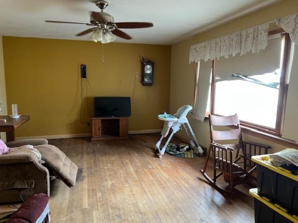 2585 Van Brocklyn, FREEPORT, Illinois 61032, 3 Bedrooms Bedrooms, ,1 BathroomBathrooms,House,For Sale,Van Brocklyn,202601112