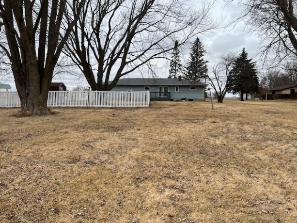 2585 Van Brocklyn, FREEPORT, Illinois 61032, 3 Bedrooms Bedrooms, ,1 BathroomBathrooms,House,For Sale,Van Brocklyn,202601112