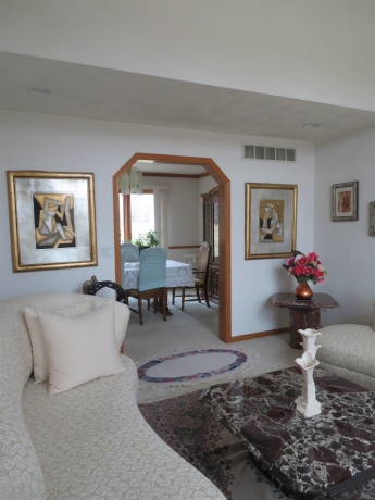 3204 Farmdale, FREEPORT, Illinois 61032, 3 Bedrooms Bedrooms, ,3 BathroomsBathrooms,House,For Sale,Farmdale,202601113