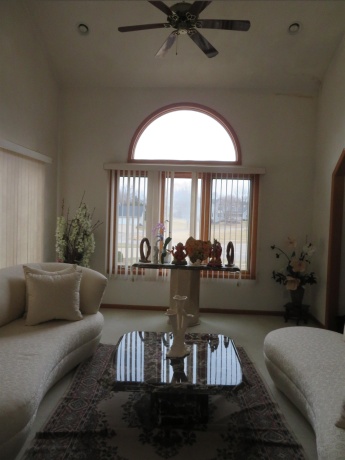 3204 Farmdale, FREEPORT, Illinois 61032, 3 Bedrooms Bedrooms, ,3 BathroomsBathrooms,House,For Sale,Farmdale,202601113