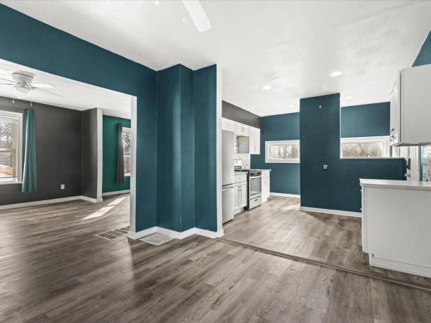 2118 Elm, ROCKFORD, Illinois 61102, 3 Bedrooms Bedrooms, ,2 BathroomsBathrooms,House,For Sale,Elm,202601118