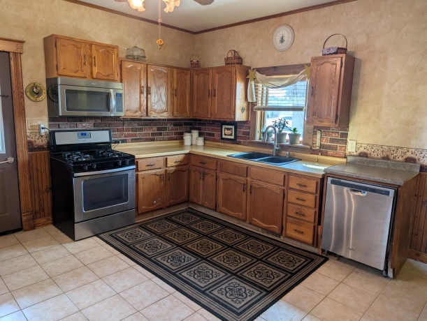 502 Walnut, FORRESTON, Illinois 61030, 3 Bedrooms Bedrooms, ,1 BathroomBathrooms,House,For Sale,Walnut,202601120