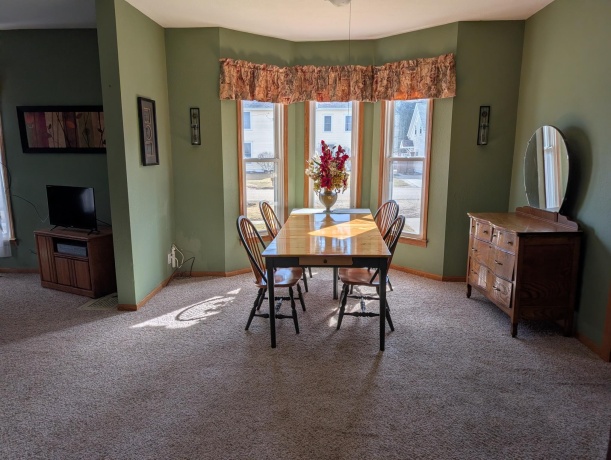 502 Walnut, FORRESTON, Illinois 61030, 3 Bedrooms Bedrooms, ,1 BathroomBathrooms,House,For Sale,Walnut,202601120