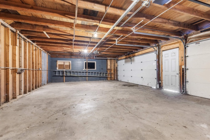 601 Pearl, BELVIDERE, Illinois 61008, ,5+ Units,For Sale,Pearl,202601125