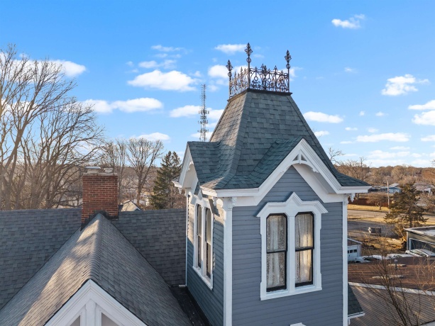 601 Pearl, BELVIDERE, Illinois 61008, ,5+ Units,For Sale,Pearl,202601125