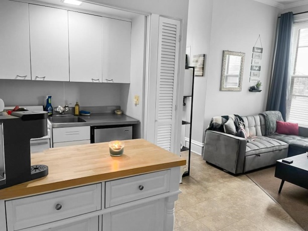 601 Pearl, BELVIDERE, Illinois 61008, ,5+ Units,For Sale,Pearl,202601125