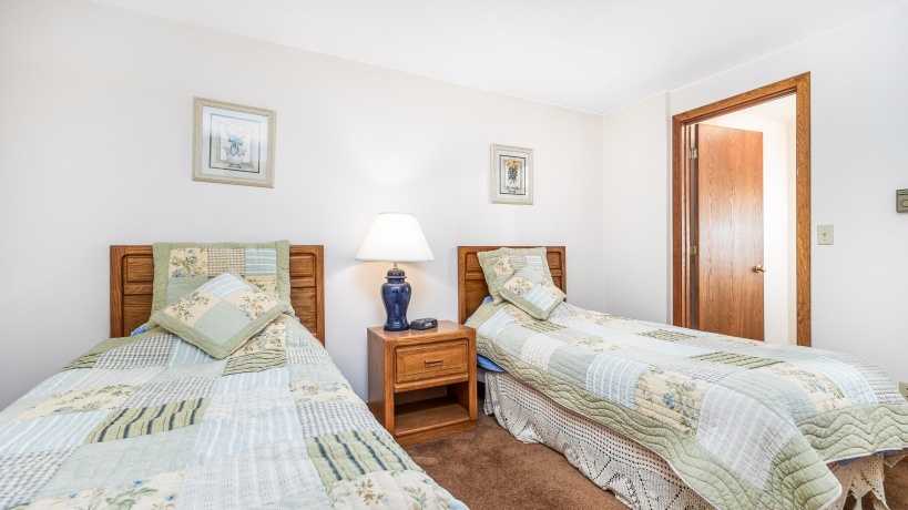 144 Plum Cove, GALENA, Illinois 61036, 2 Bedrooms Bedrooms, ,2 BathroomsBathrooms,Condominium,For Sale,Plum Cove,202601124