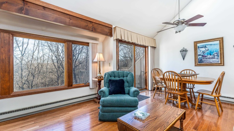 144 Plum Cove, GALENA, Illinois 61036, 2 Bedrooms Bedrooms, ,2 BathroomsBathrooms,Condominium,For Sale,Plum Cove,202601124