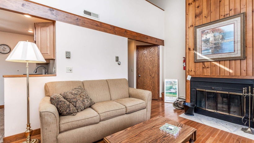 144 Plum Cove, GALENA, Illinois 61036, 2 Bedrooms Bedrooms, ,2 BathroomsBathrooms,Condominium,For Sale,Plum Cove,202601124