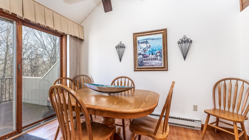 144 Plum Cove, GALENA, Illinois 61036, 2 Bedrooms Bedrooms, ,2 BathroomsBathrooms,Condominium,For Sale,Plum Cove,202601124