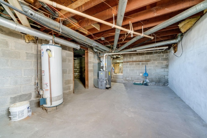 202 Etnyre, OREGON, Illinois 61061, 3 Bedrooms Bedrooms, ,1 BathroomBathrooms,House,For Sale,Etnyre,202601127