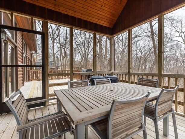 242 Blackhawk, GALENA, Illinois 61036, 4 Bedrooms Bedrooms, ,4 BathroomsBathrooms,House,For Sale,Blackhawk,202601129