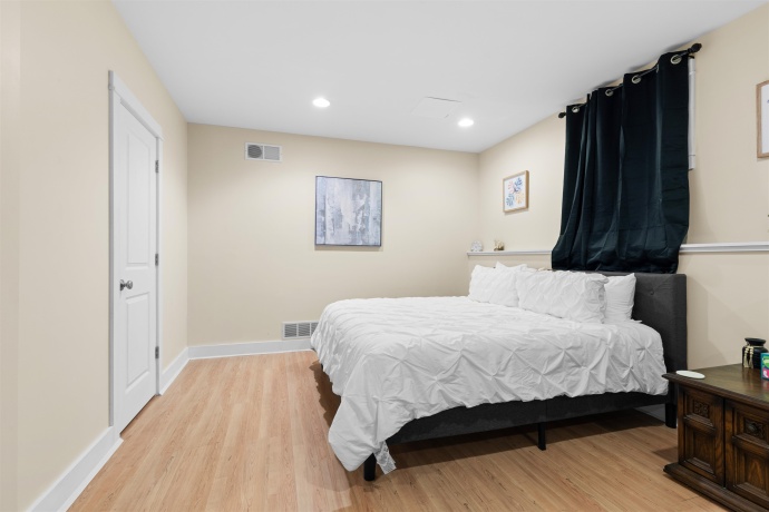 33 Sugarcreek, GALENA, Illinois 61036, 4 Bedrooms Bedrooms, ,2 BathroomsBathrooms,House,For Sale,Sugarcreek,202601130