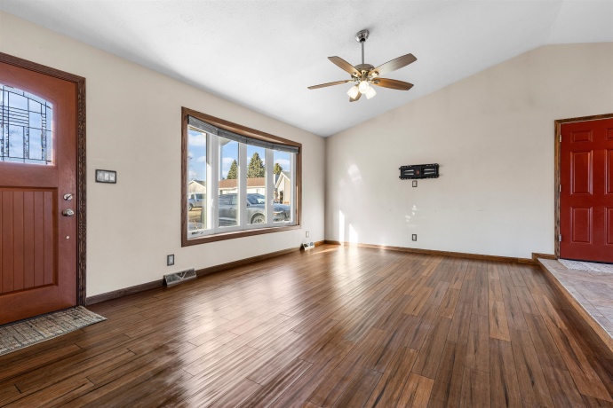 5727 Mayapple, LOVES PARK, Illinois 61111, 3 Bedrooms Bedrooms, ,3 BathroomsBathrooms,House,For Sale,Mayapple,202601131