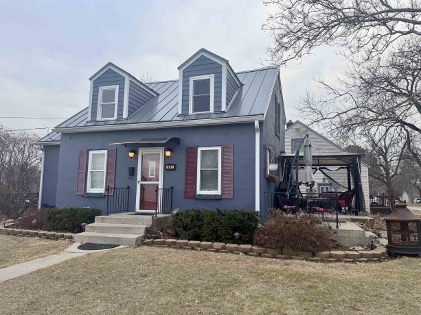 401 Junius, LOVES PARK, Illinois 61111, 3 Bedrooms Bedrooms, ,2 BathroomsBathrooms,House,For Sale,Junius,202601132