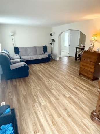 401 Junius, LOVES PARK, Illinois 61111, 3 Bedrooms Bedrooms, ,2 BathroomsBathrooms,House,For Sale,Junius,202601132