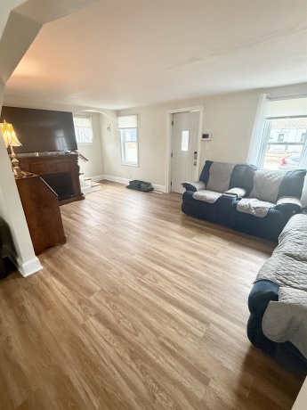 401 Junius, LOVES PARK, Illinois 61111, 3 Bedrooms Bedrooms, ,2 BathroomsBathrooms,House,For Sale,Junius,202601132