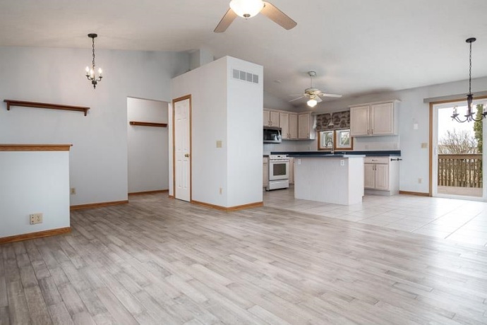 212 ROYAL, BELVIDERE, Illinois 61008, 3 Bedrooms Bedrooms, ,2 BathroomsBathrooms,House,For Sale,ROYAL,202601134