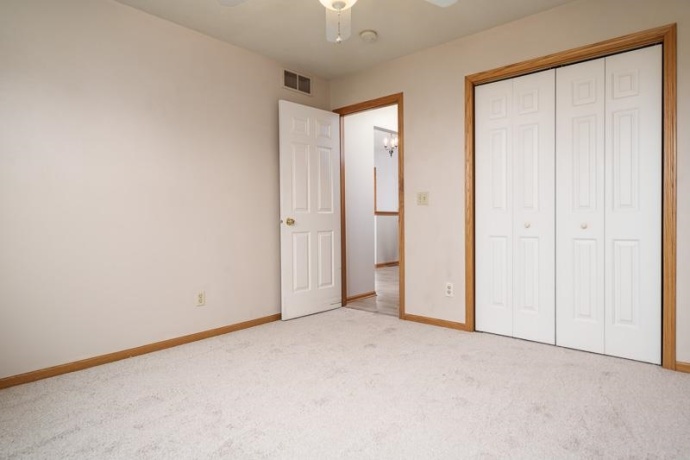 212 ROYAL, BELVIDERE, Illinois 61008, 3 Bedrooms Bedrooms, ,2 BathroomsBathrooms,House,For Sale,ROYAL,202601134