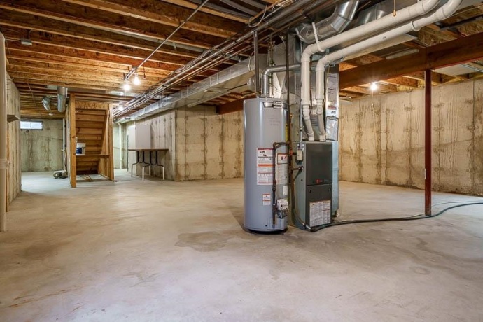 212 ROYAL, BELVIDERE, Illinois 61008, 3 Bedrooms Bedrooms, ,2 BathroomsBathrooms,House,For Sale,ROYAL,202601134