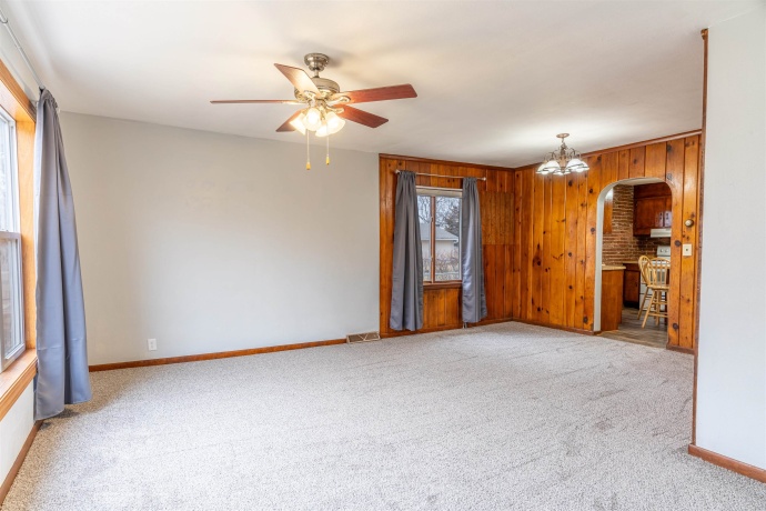 832 Taft, ROCKFORD, Illinois 61109, 3 Bedrooms Bedrooms, ,1 BathroomBathrooms,House,For Sale,Taft,202601137