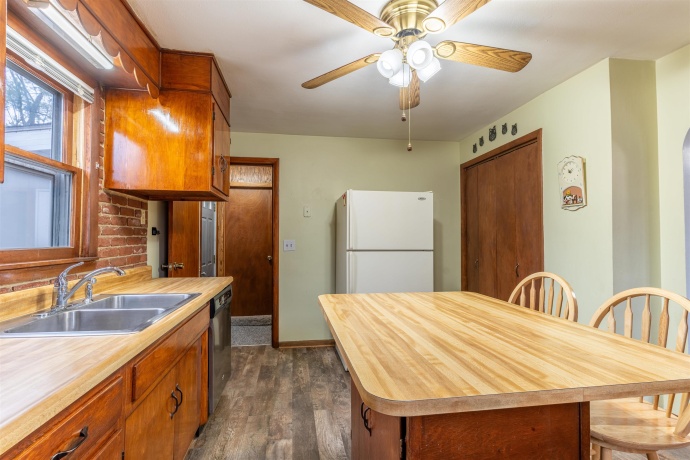 832 Taft, ROCKFORD, Illinois 61109, 3 Bedrooms Bedrooms, ,1 BathroomBathrooms,House,For Sale,Taft,202601137