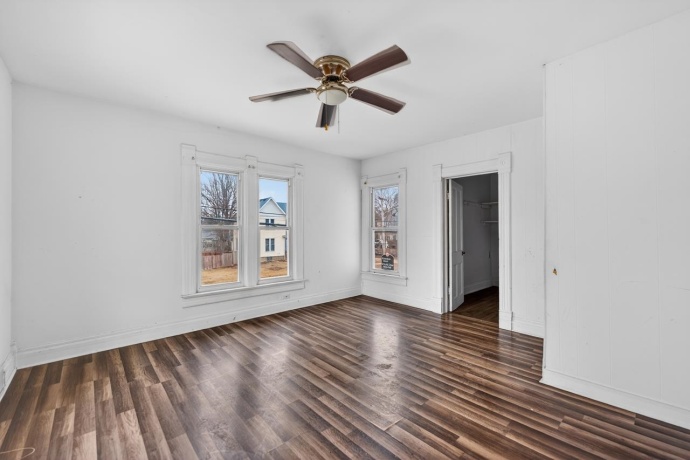 922 Lincoln, ROCHELLE, Illinois 61068, ,2 Units,For Sale,Lincoln,202601136