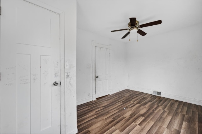 922 Lincoln, ROCHELLE, Illinois 61068, ,2 Units,For Sale,Lincoln,202601136