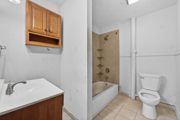 922 Lincoln, ROCHELLE, Illinois 61068, ,2 Units,For Sale,Lincoln,202601136