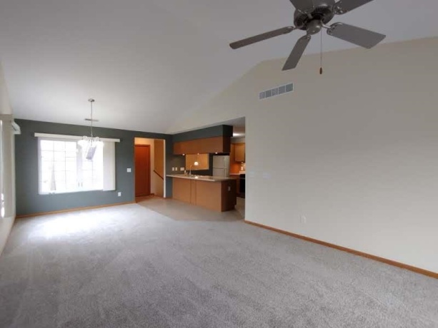 617 Queens, ROCKTON, Illinois 61072, 2 Bedrooms Bedrooms, ,2 BathroomsBathrooms,Condominium,For Sale,Queens,202601138