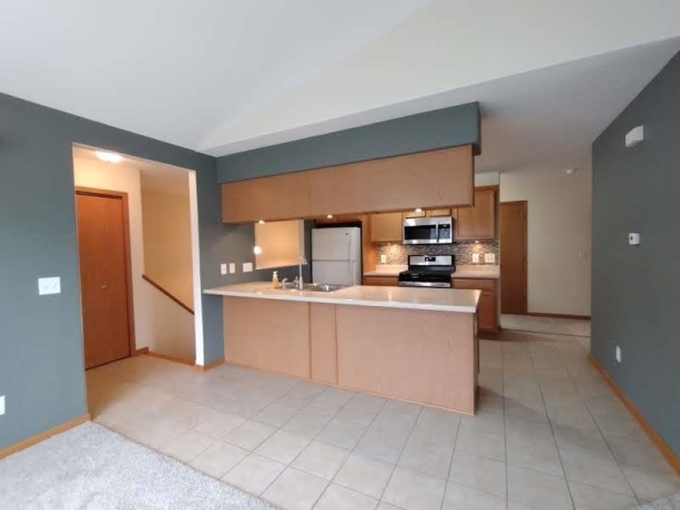 617 Queens, ROCKTON, Illinois 61072, 2 Bedrooms Bedrooms, ,2 BathroomsBathrooms,Condominium,For Sale,Queens,202601138