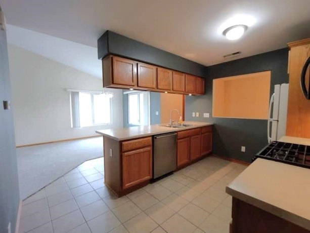 617 Queens, ROCKTON, Illinois 61072, 2 Bedrooms Bedrooms, ,2 BathroomsBathrooms,Condominium,For Sale,Queens,202601138