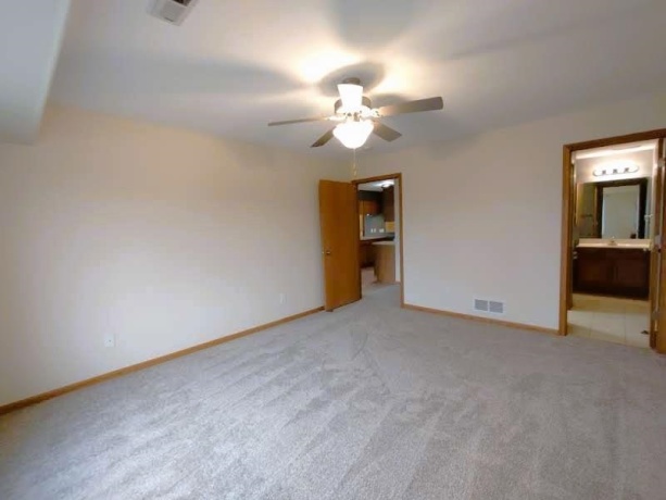 617 Queens, ROCKTON, Illinois 61072, 2 Bedrooms Bedrooms, ,2 BathroomsBathrooms,Condominium,For Sale,Queens,202601138