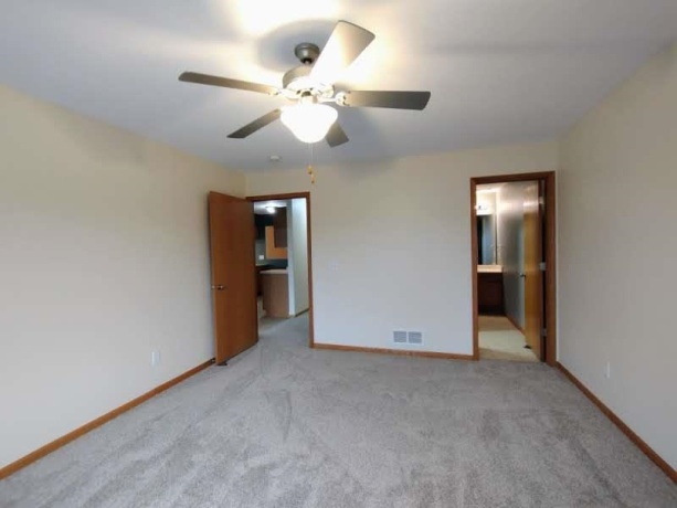 617 Queens, ROCKTON, Illinois 61072, 2 Bedrooms Bedrooms, ,2 BathroomsBathrooms,Condominium,For Sale,Queens,202601138