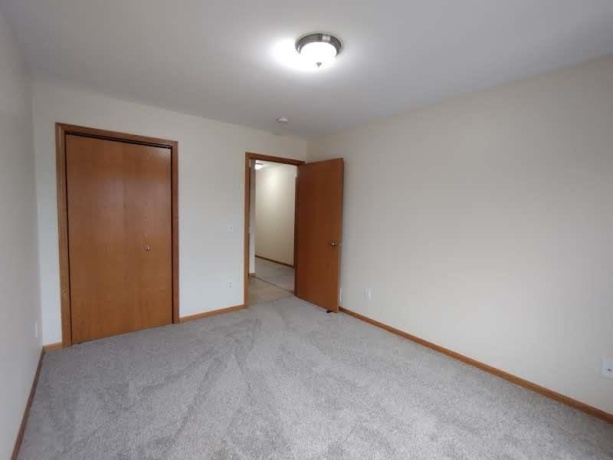 617 Queens, ROCKTON, Illinois 61072, 2 Bedrooms Bedrooms, ,2 BathroomsBathrooms,Condominium,For Sale,Queens,202601138