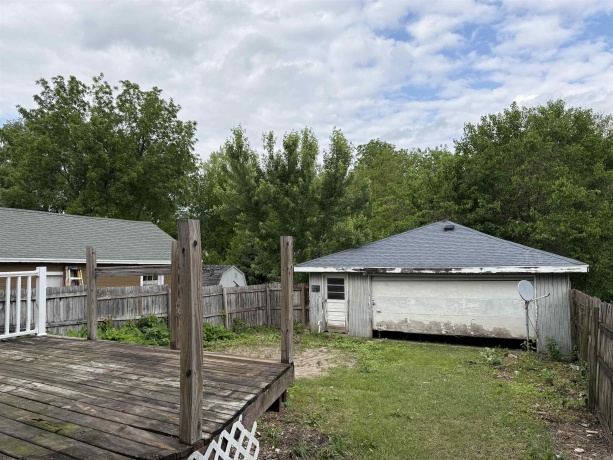 1473 Float, FREEPORT, Illinois 61032, 3 Bedrooms Bedrooms, ,1 BathroomBathrooms,House,For Sale,Float,202503105