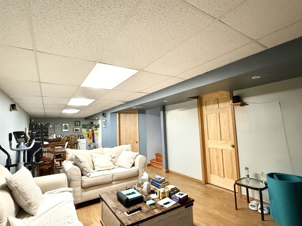 2910 17th, ROCKFORD, Illinois 61109, 3 Bedrooms Bedrooms, ,2 BathroomsBathrooms,House,For Sale,17th,202601140