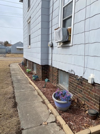 748 Laharpe, LaSalle, Illinois 61301, 3 Bedrooms Bedrooms, ,1 BathroomBathrooms,House,For Sale,Laharpe,202601141