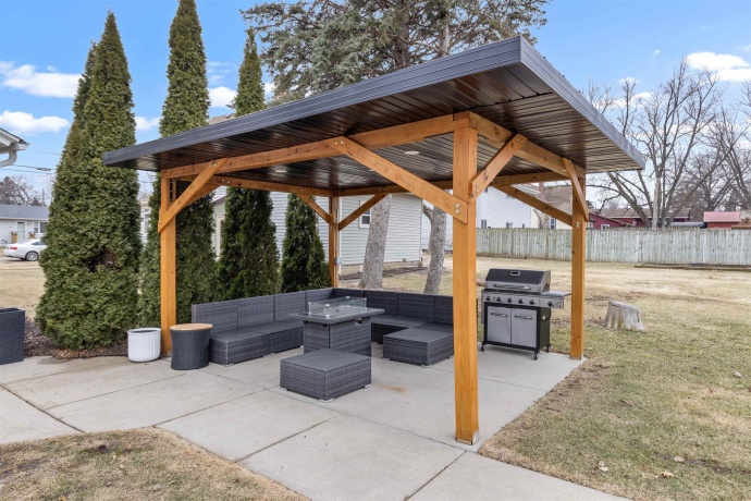 1503 WHITNEY, BELVIDERE, Illinois 61008, 2 Bedrooms Bedrooms, ,2 BathroomsBathrooms,House,For Sale,WHITNEY,202601143