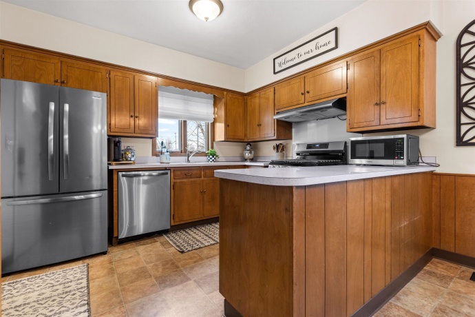 1503 WHITNEY, BELVIDERE, Illinois 61008, 2 Bedrooms Bedrooms, ,2 BathroomsBathrooms,House,For Sale,WHITNEY,202601143