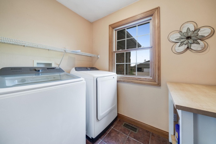 7082 Brimmer, CHERRY VALLEY, Illinois 61016, 4 Bedrooms Bedrooms, ,3 BathroomsBathrooms,House,For Sale,Brimmer,202507217