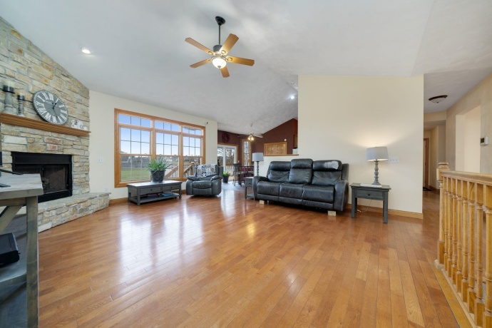 7082 Brimmer, CHERRY VALLEY, Illinois 61016, 4 Bedrooms Bedrooms, ,3 BathroomsBathrooms,House,For Sale,Brimmer,202507217