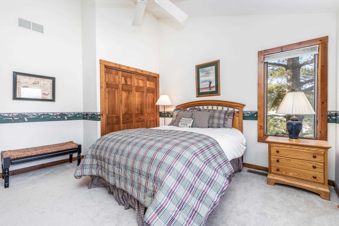 17 Wedgewood, GALENA, Illinois 61036, 4 Bedrooms Bedrooms, ,3 BathroomsBathrooms,House,For Sale,Wedgewood,202601146