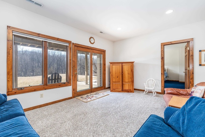 17 Wedgewood, GALENA, Illinois 61036, 4 Bedrooms Bedrooms, ,3 BathroomsBathrooms,House,For Sale,Wedgewood,202601146