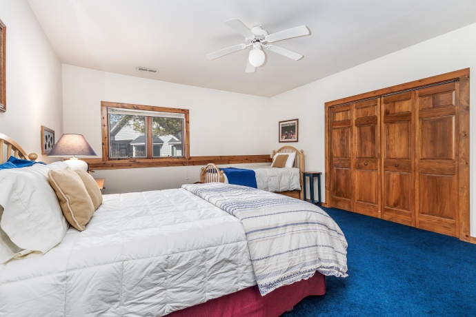 17 Wedgewood, GALENA, Illinois 61036, 4 Bedrooms Bedrooms, ,3 BathroomsBathrooms,House,For Sale,Wedgewood,202601146