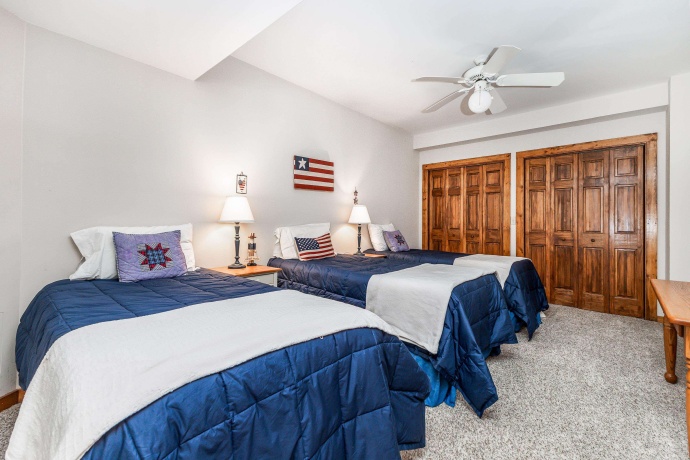 17 Wedgewood, GALENA, Illinois 61036, 4 Bedrooms Bedrooms, ,3 BathroomsBathrooms,House,For Sale,Wedgewood,202601146