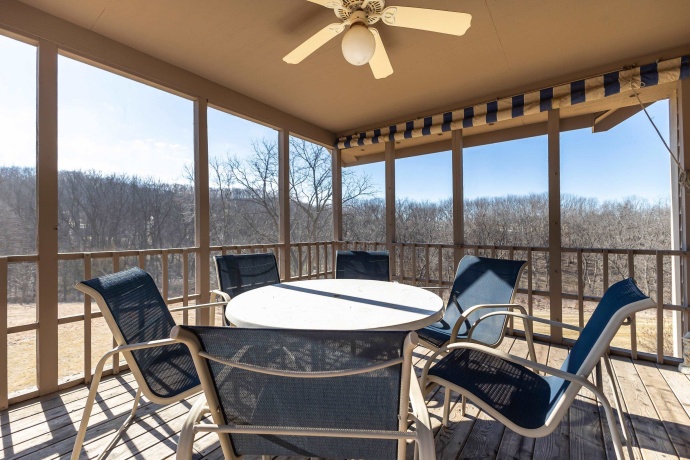 17 Wedgewood, GALENA, Illinois 61036, 4 Bedrooms Bedrooms, ,3 BathroomsBathrooms,House,For Sale,Wedgewood,202601146