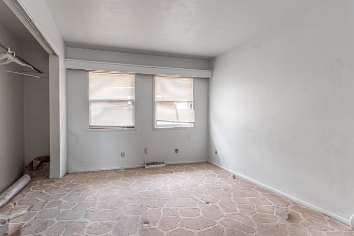 721 Vista, ROCKFORD, Illinois 61102, 3 Bedrooms Bedrooms, ,1 BathroomBathrooms,House,For Sale,Vista,202601147