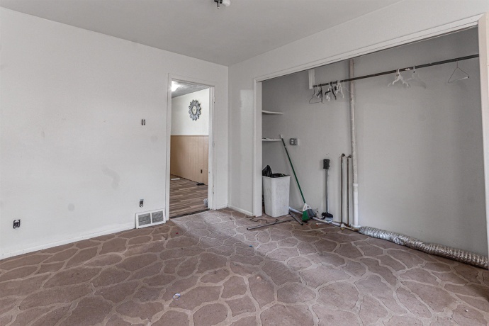 721 Vista, ROCKFORD, Illinois 61102, 3 Bedrooms Bedrooms, ,1 BathroomBathrooms,House,For Sale,Vista,202601147