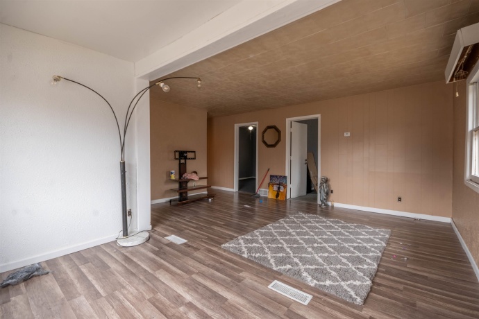 721 Vista, ROCKFORD, Illinois 61102, 3 Bedrooms Bedrooms, ,1 BathroomBathrooms,House,For Sale,Vista,202601147